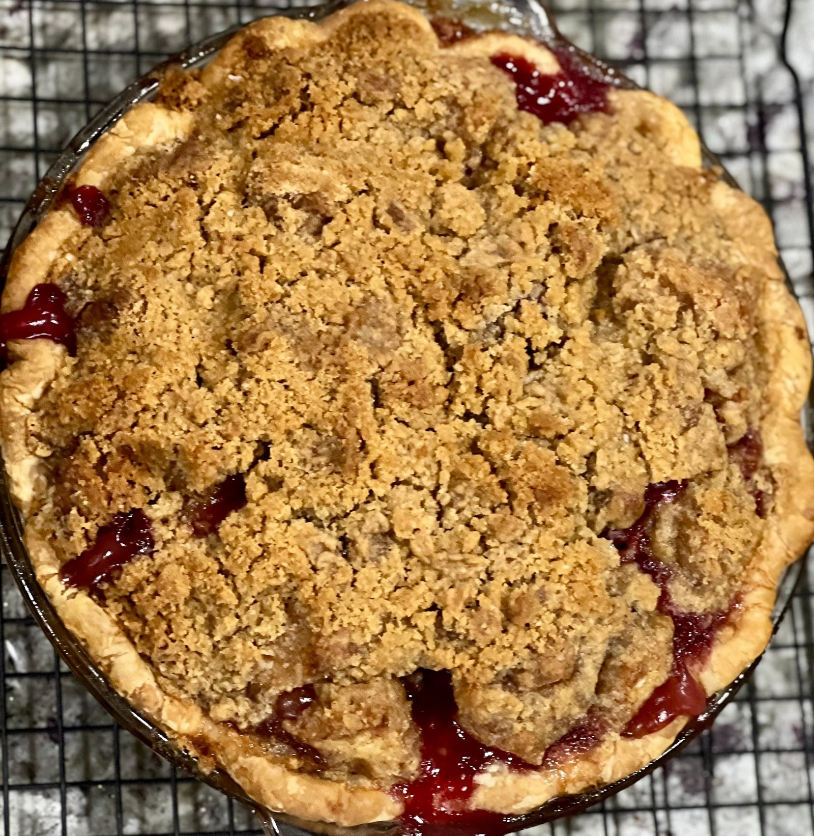 Pear Cranberry Crumble Pie