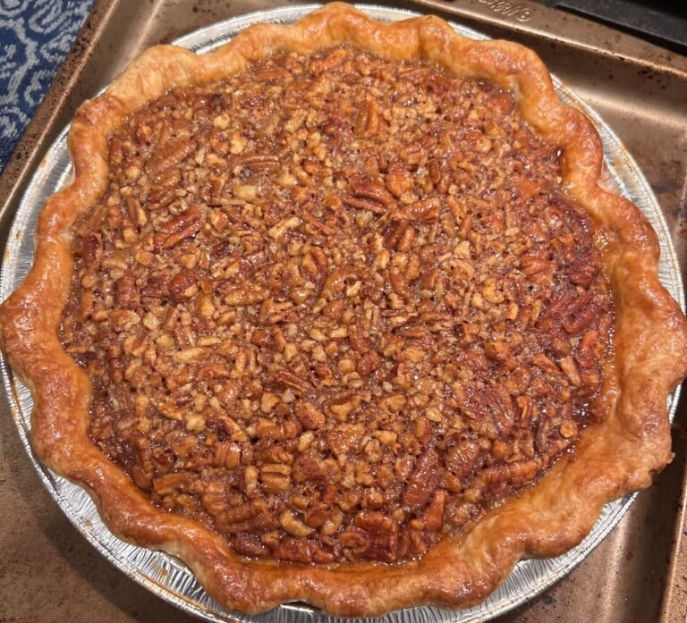 6-Inch classic pecan pie